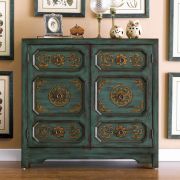  641101  Wide Accent Chest